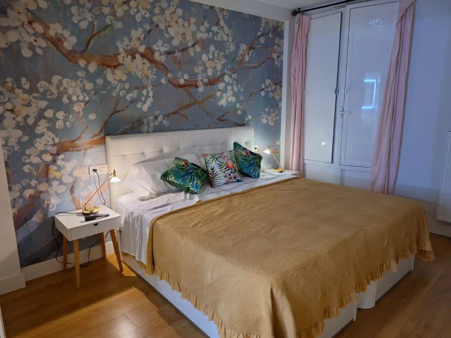 Bedroom of Flat for rent in Ibaiondo