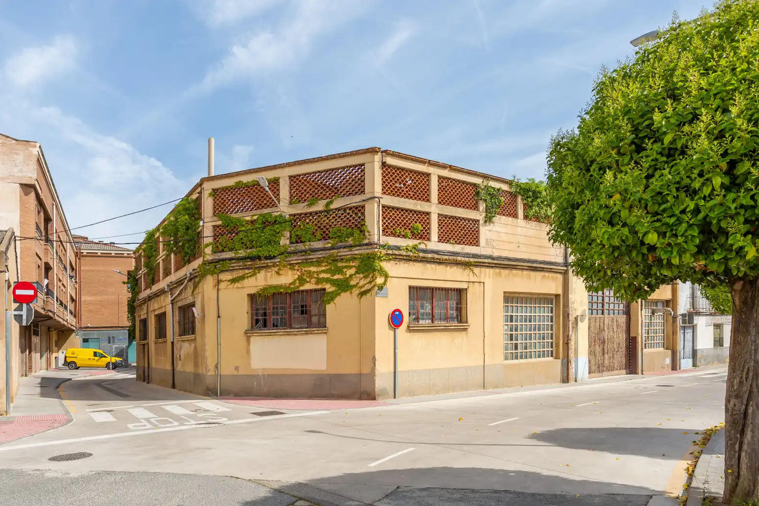 Exterior view of Land for sale in San Adrián