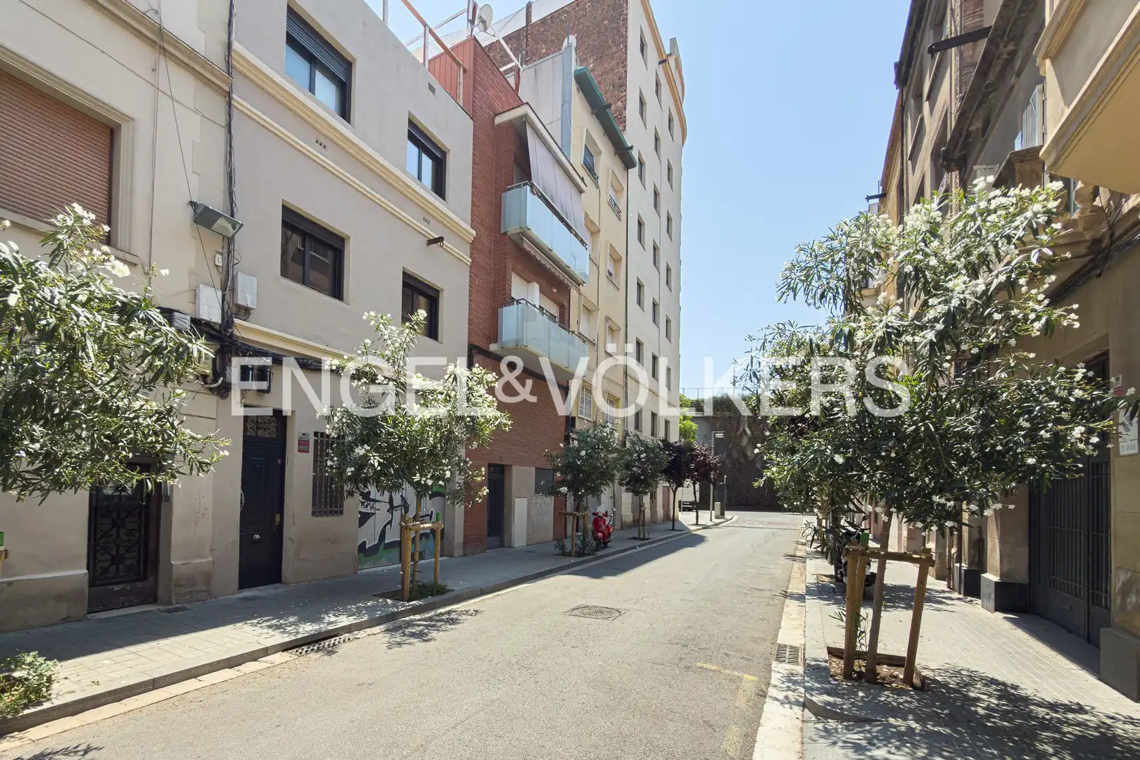 Exterior view of Houses for sale in Barcelona  with Air Conditioner, Heating and Private garden