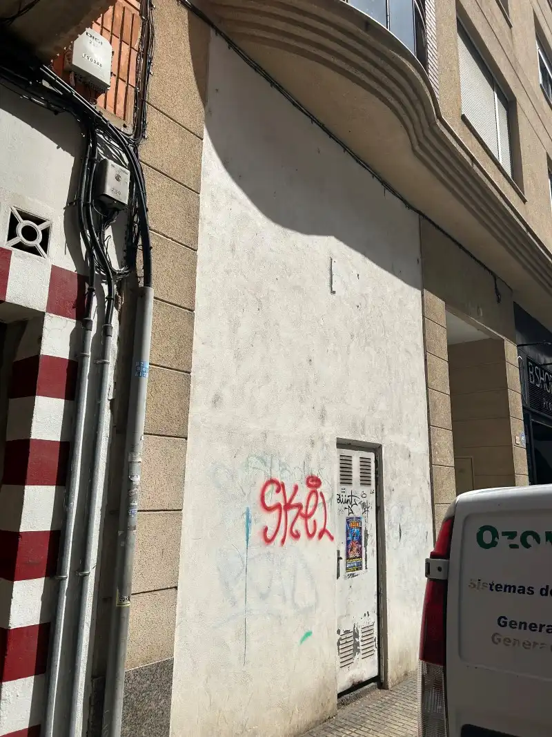 Vista exterior de Local en venta en Gandia