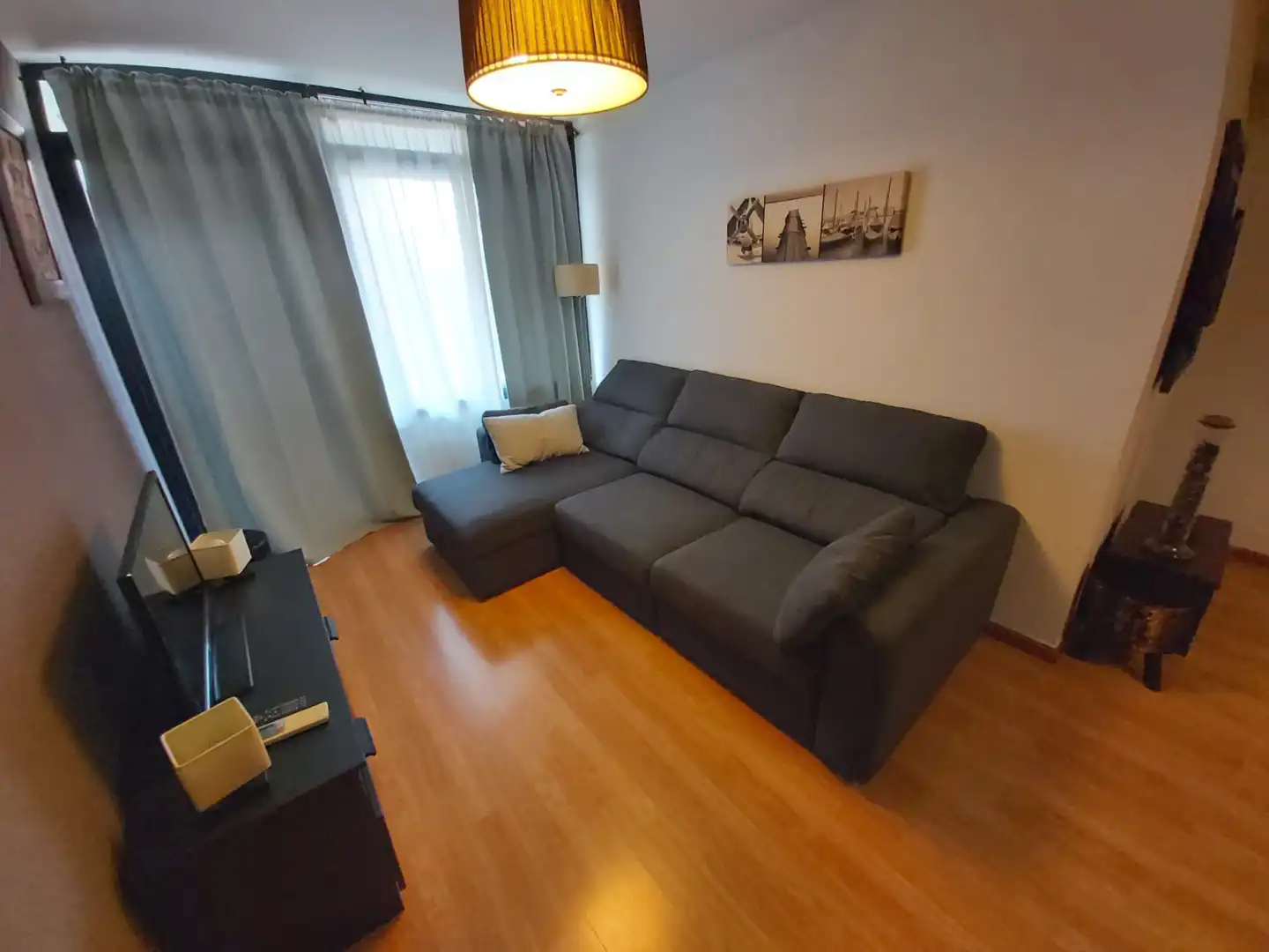 Flat for rent in Carrer de Santa Maria Micaela, La Petxina