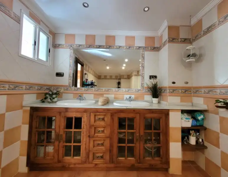 Piso en venta en Calle Jerez Perchet, 24, Cortijo Bazán - Los Casinis - Los Cipreses