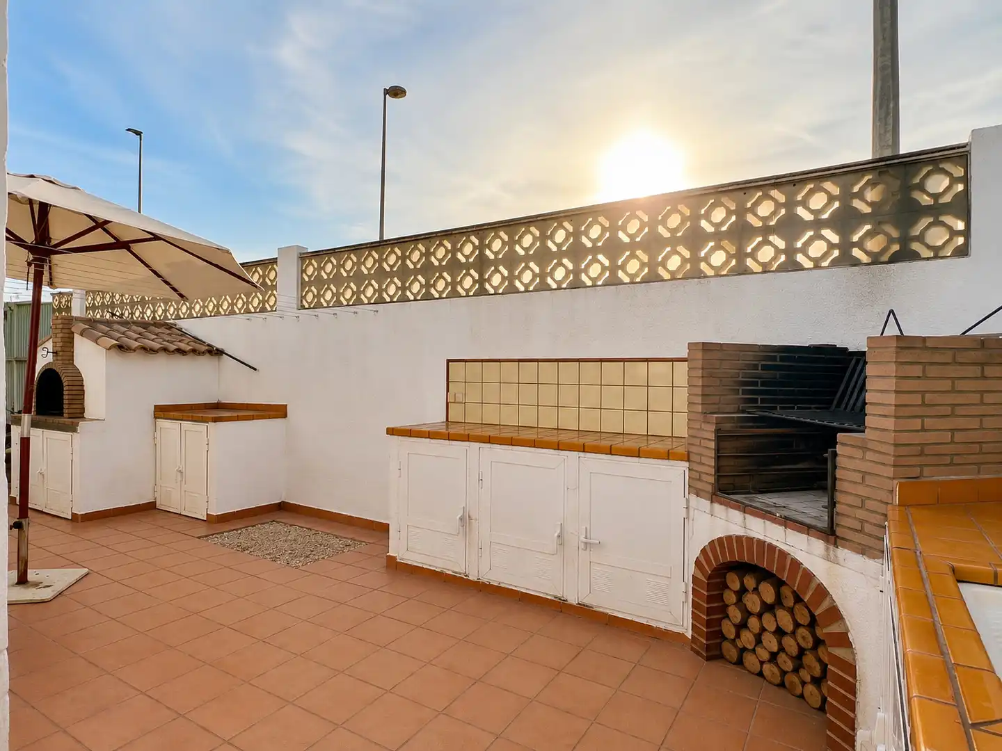 Terrassa de Casa adosada en venda en Dénia amb Aire condicionat, Calefacció i Jardí privat