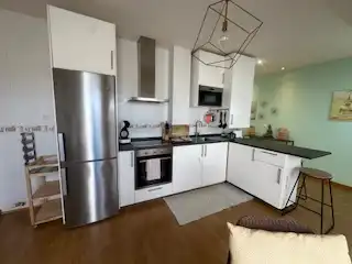 Cocina de Apartamento en venta en León Capital  con Calefacción, Parquet y Trastero