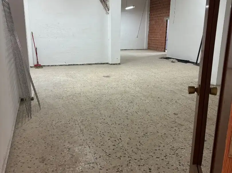 Gewerbefläche zum Verkauf in Calle Horta 9, imagen 2
