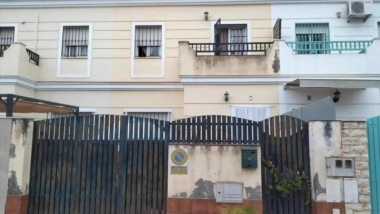 Casa adosada en venta en Polo, Coria del Río