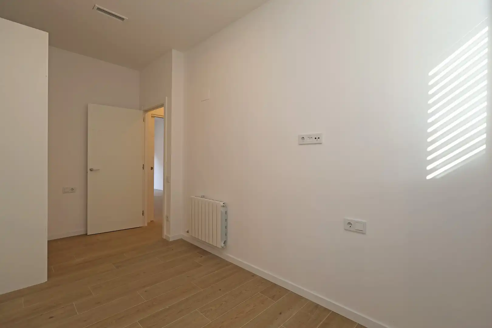 Schlafzimmer von Erdgeschoss zum Verkauf in L'Hospitalet de Llobregat mit Terrasse und Abstellraum