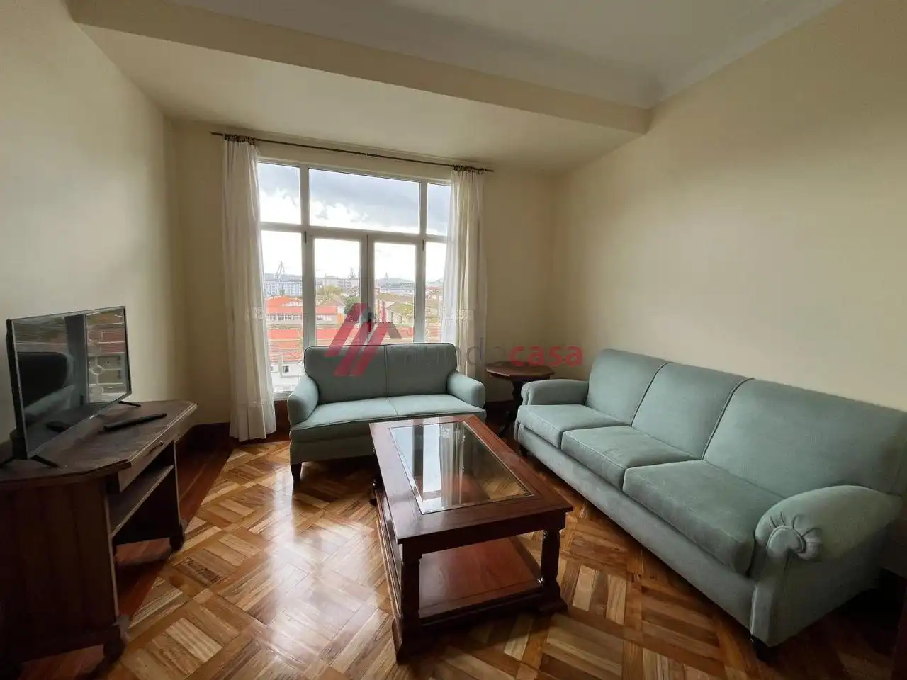 Living room of Flat for share in Ferrol  with Heating, Parquet flooring and Furnished