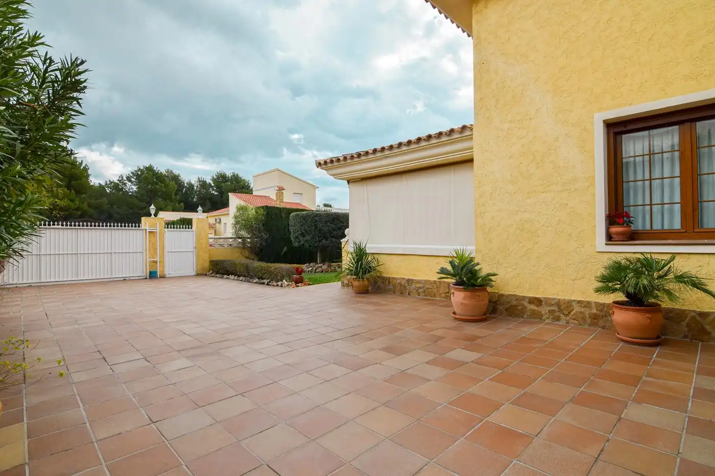 Terrace of Houses for sale in La Nucia  with Air Conditioner, Heating and Swimming Pool