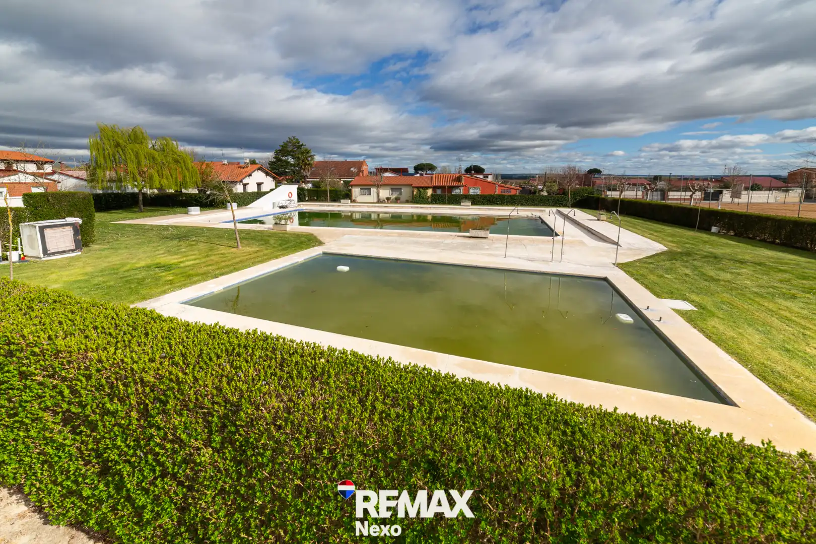 Piscina de Casa o chalet en venta en Cistérniga con Jardín privado, Terraza y Trastero