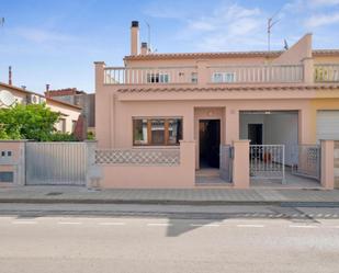 Vista exterior de Casa o xalet en venda en Vilafant amb Terrassa