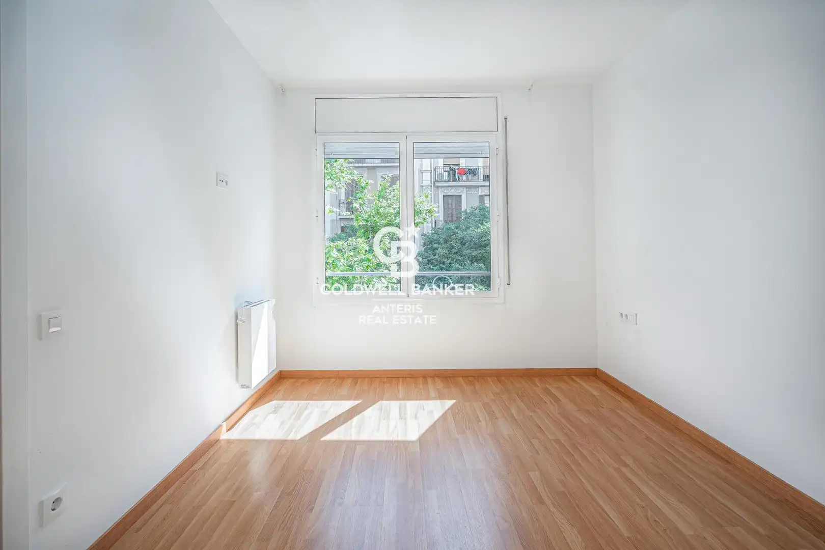 Vista exterior de Piso en venta en Barcelona con Aire acondicionado, Calefacción y Parquet