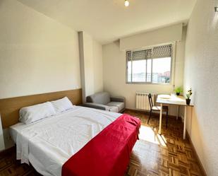 Bedroom of House or chalet to share in  Madrid Capital  with Heating, Furnished and Washing machine