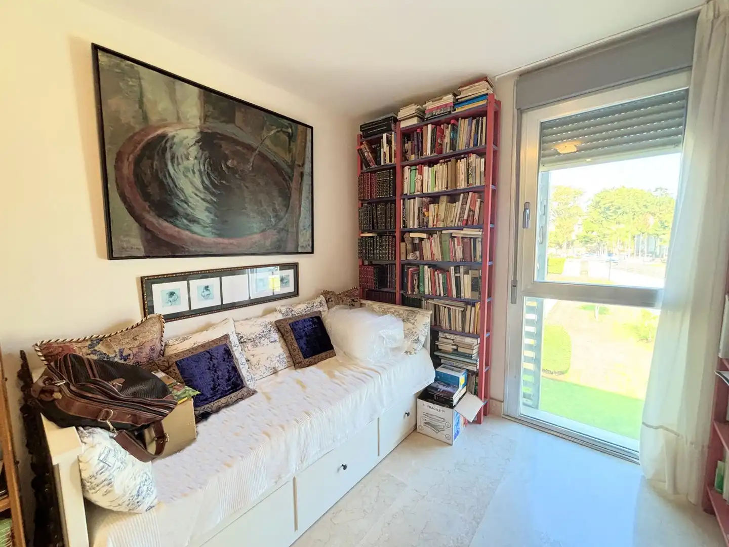 Habitación de Ático en venta en Manilva con Aire acondicionado, Terraza y TV