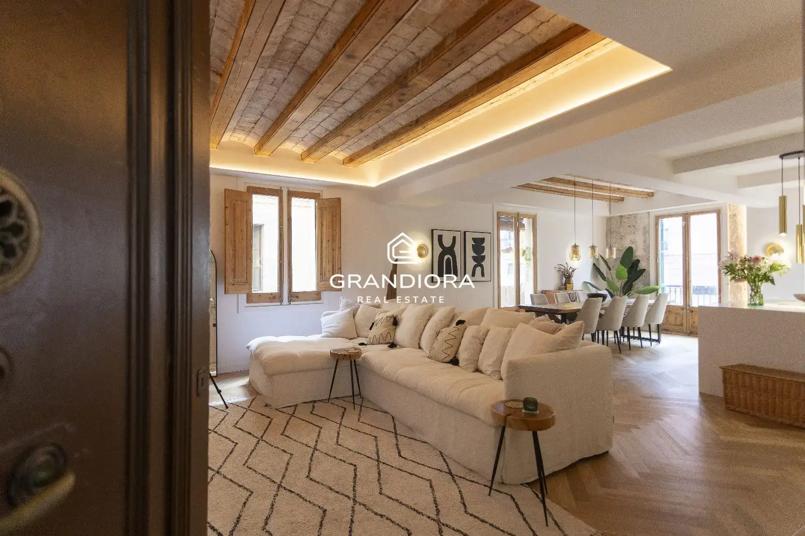 Living room of Flat for rent in Barcelona  with Air Conditioner
