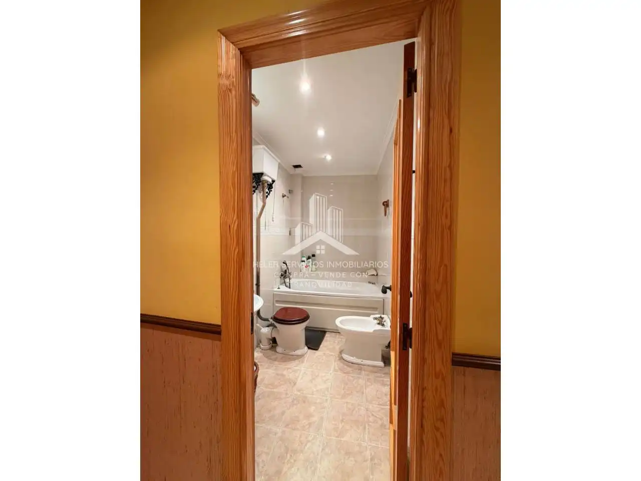 Baño de Piso en venta en Soneja con Amueblado
