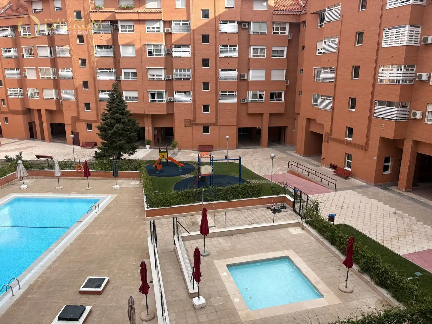 Swimming pool of Flat for sale in Madrid  with Heating, Terrace and Storage room