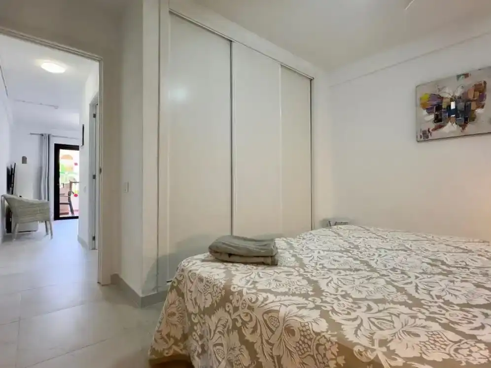 Schlafzimmer von Wohnung zur Miete in Arona mit Privatgarten, Schwimmbad und Möbliert