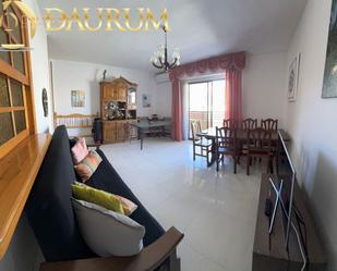 Living room of Flat for sale in Guardamar del Segura  with Air Conditioner and Terrace