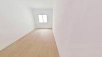 Bedroom of Flat for sale in L'Hospitalet de Llobregat  with Oven and Washing machine