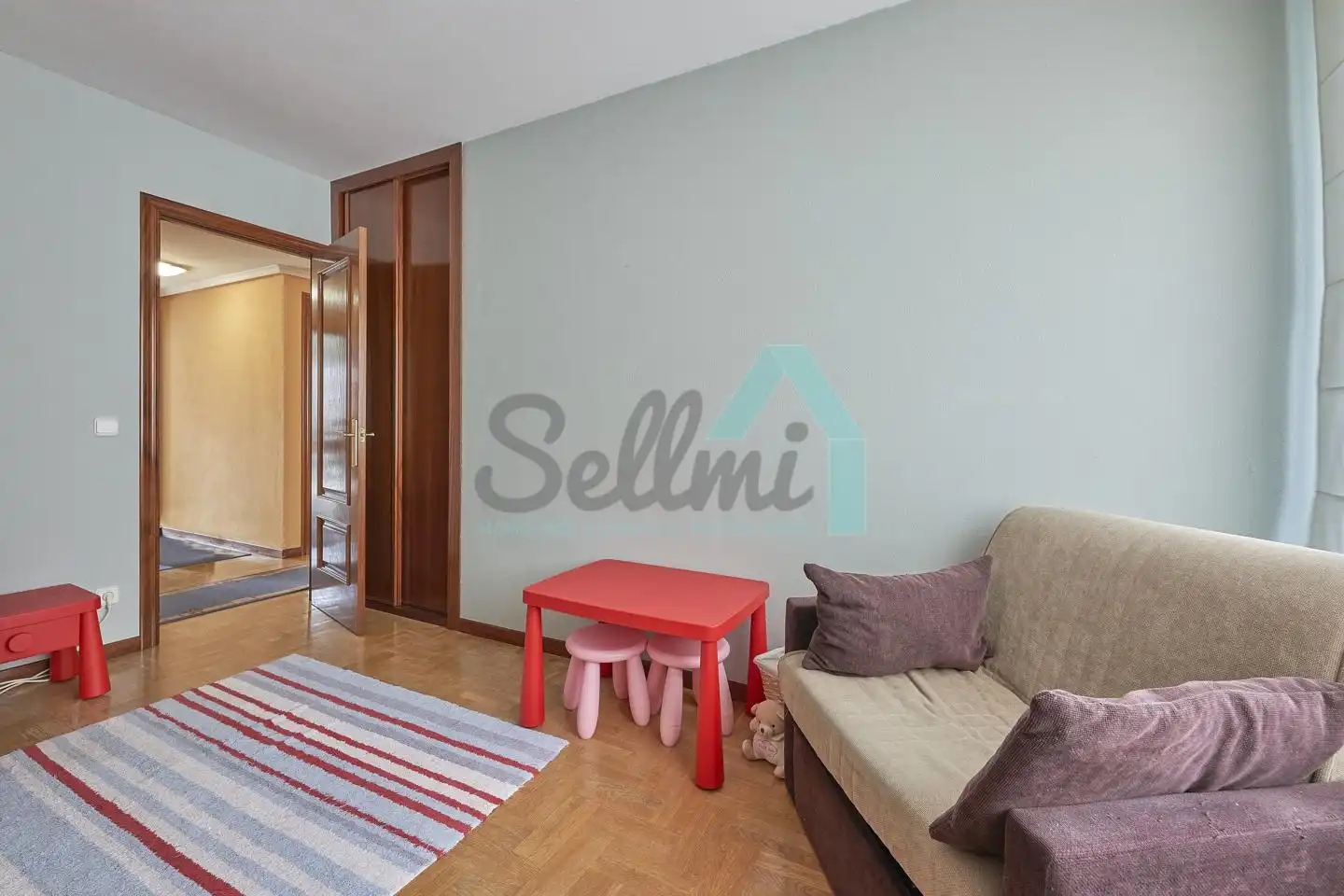 Flat for rent in Corín Tellado, Viesques