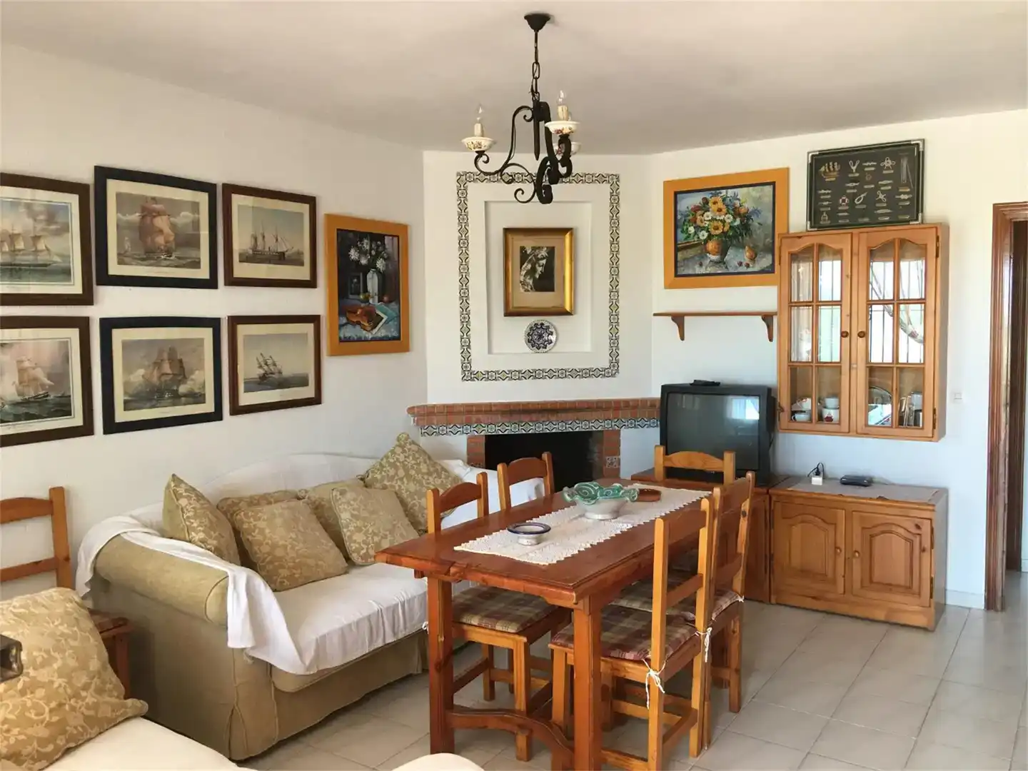 Menjador de Casa o xalet de lloguer en Almonte amb Jardí privat, Traster i Moblat