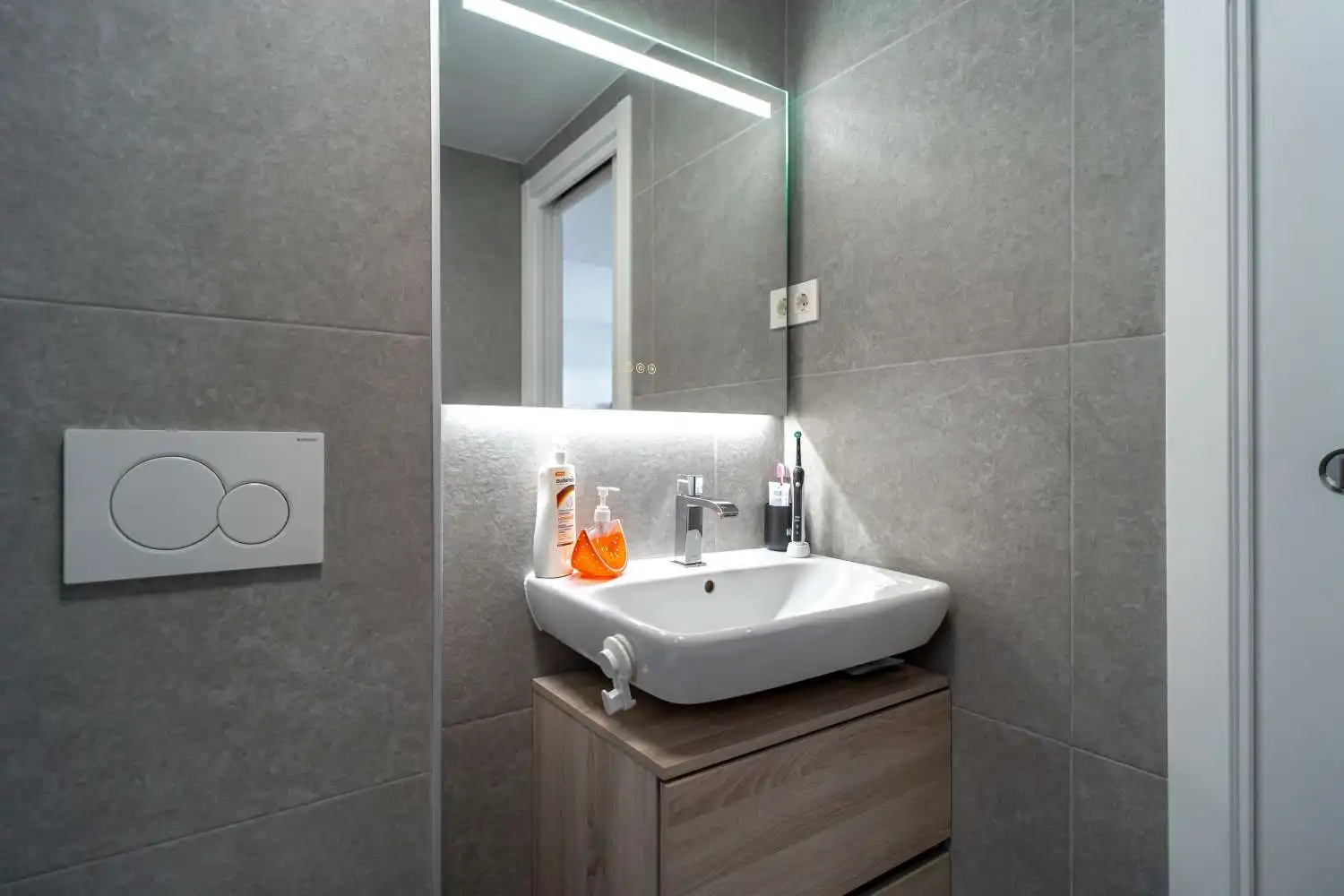 Badezimmer von Wohnungen zum Verkauf in Vélez-Málaga mit Klimaanlage