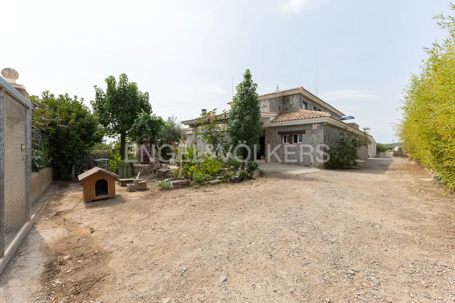 Vista exterior de Casa o chalet en venta en Casinos con Calefacción, Jardín privado y Terraza