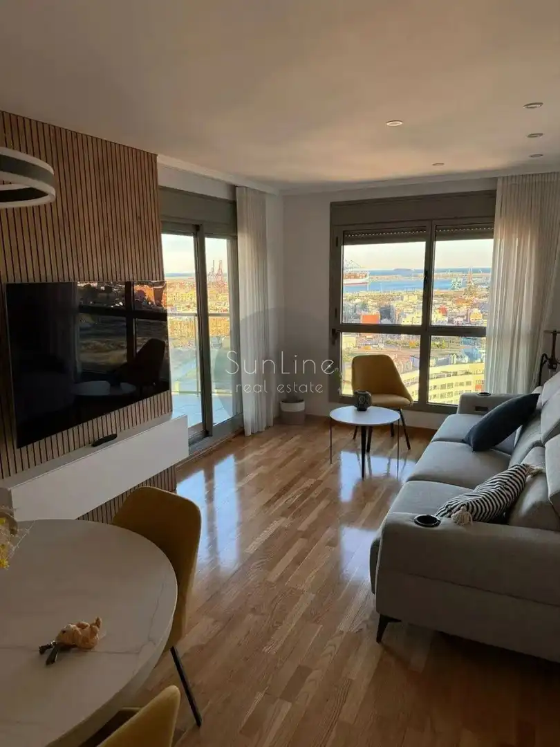 Wohnzimmer von Wohnung zur Miete in Quatre Carreres