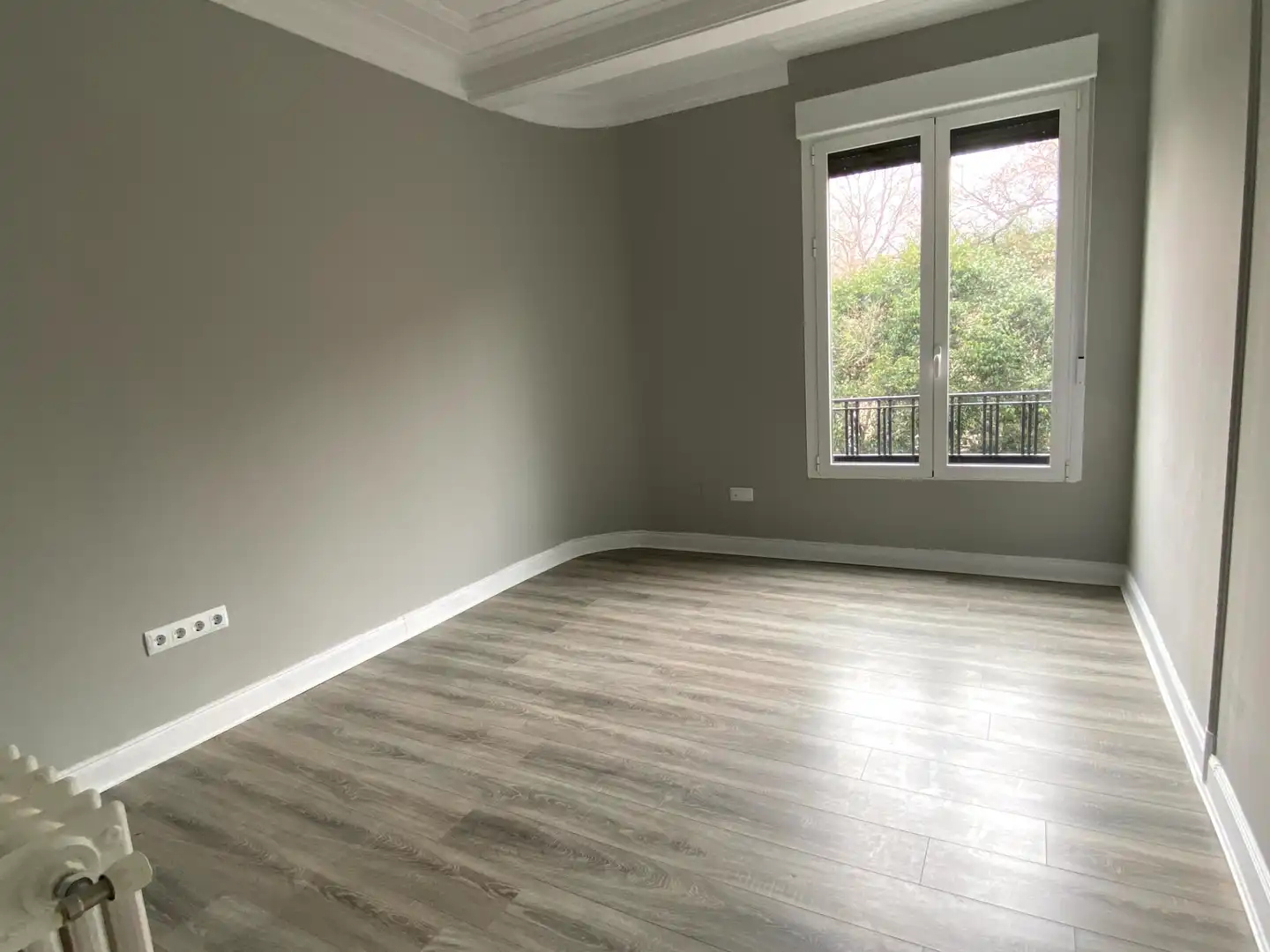 Bedroom of Office for rent in Madrid  with Air Conditioner, Heating and Internet