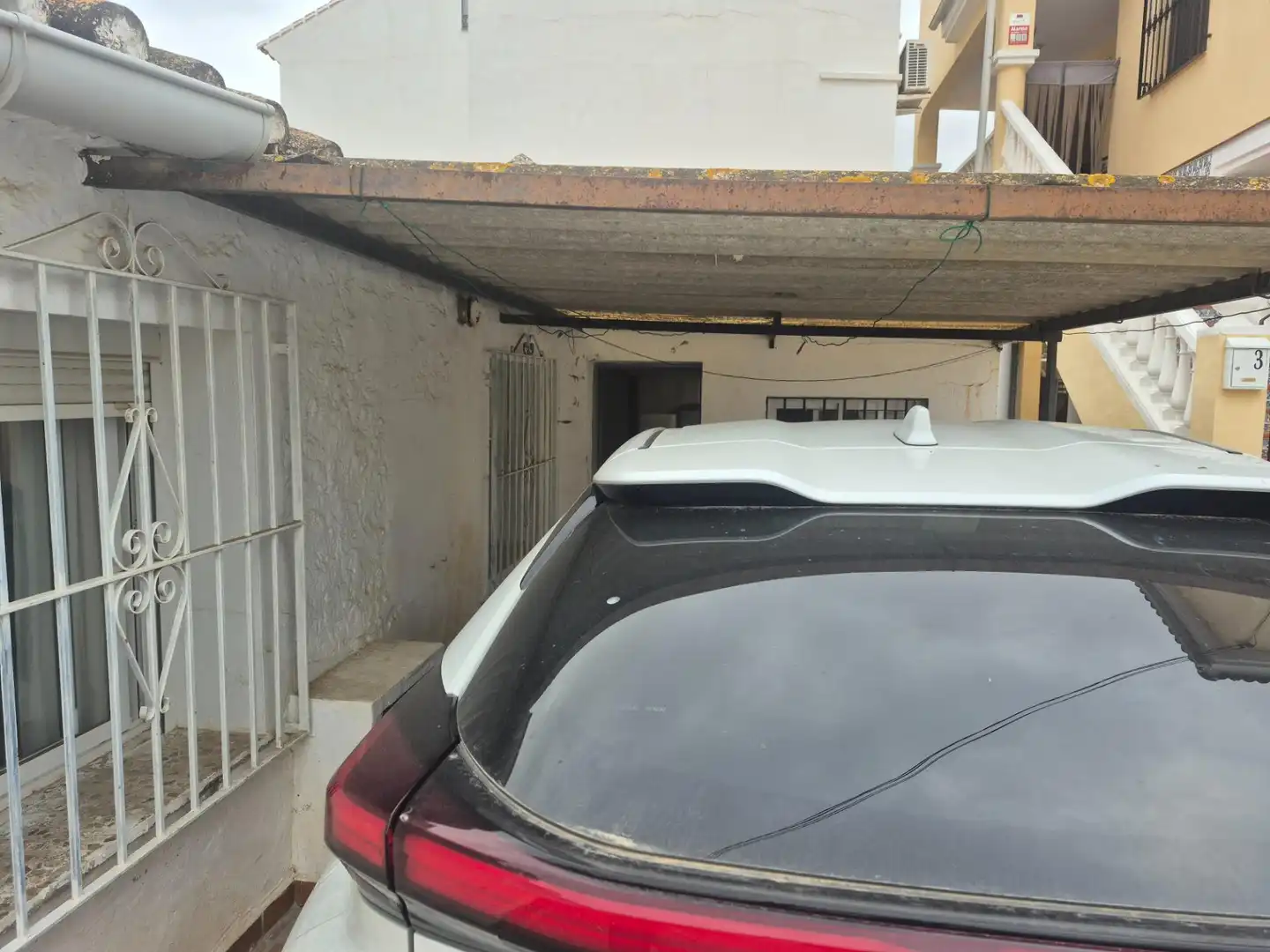 Aparcament de Casa o xalet en venda en Vélez-Málaga amb Terrassa