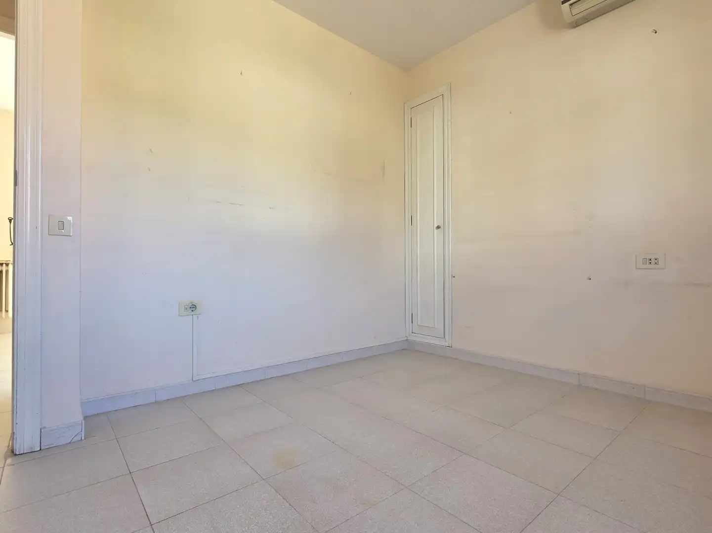 Dormitori de Casa adosada en venda en Benicasim / Benicàssim amb Calefacció, Jardí privat i Terrassa