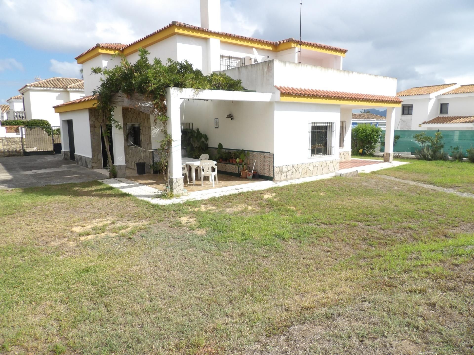 Jardí de Casa o xalet en venda en Algeciras amb Jardí privat, Terrassa i Balcó