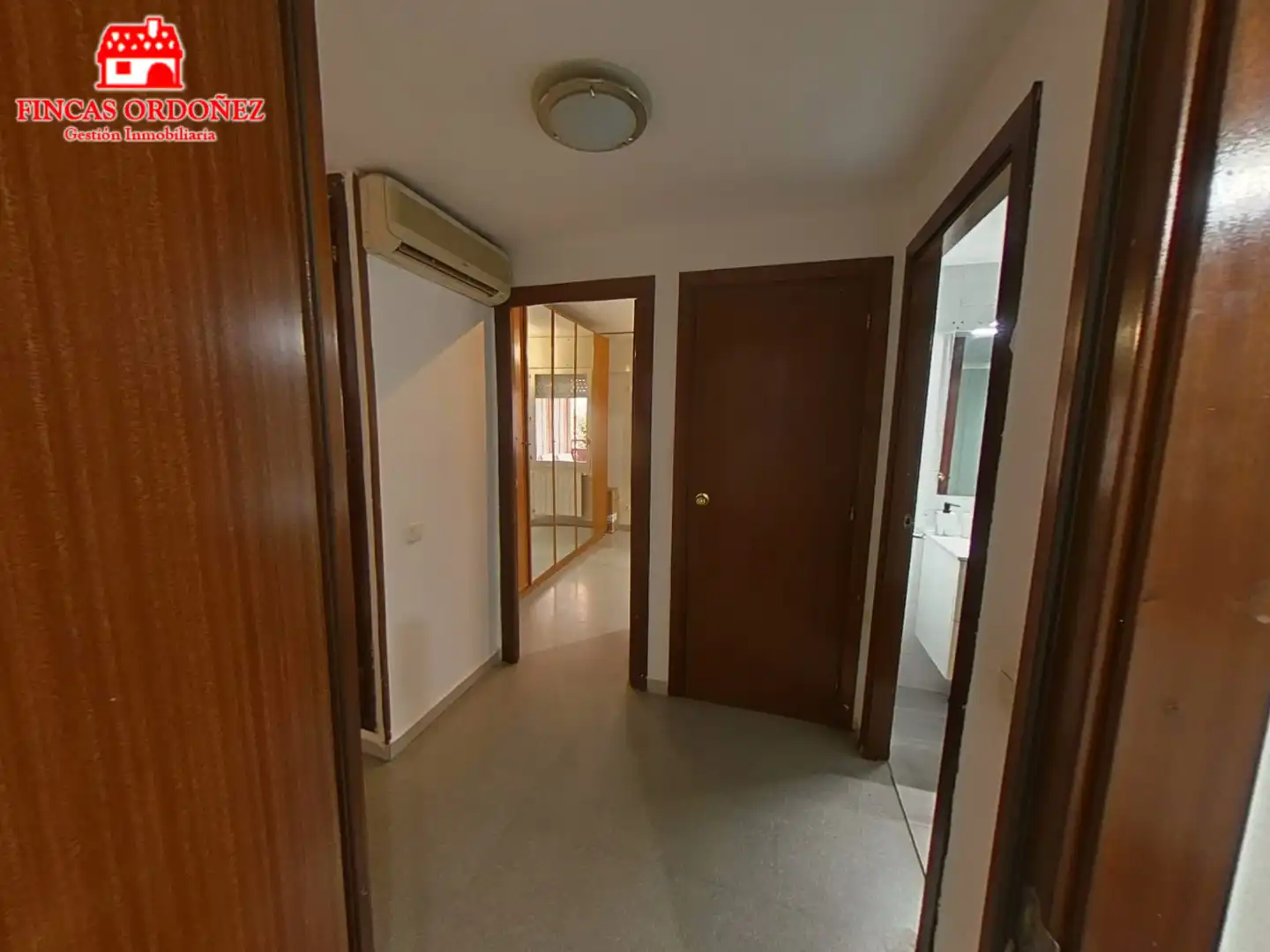 Piso en venta en Sant Andreu de la Barca con Aire acondicionado, Calefacción y Terraza