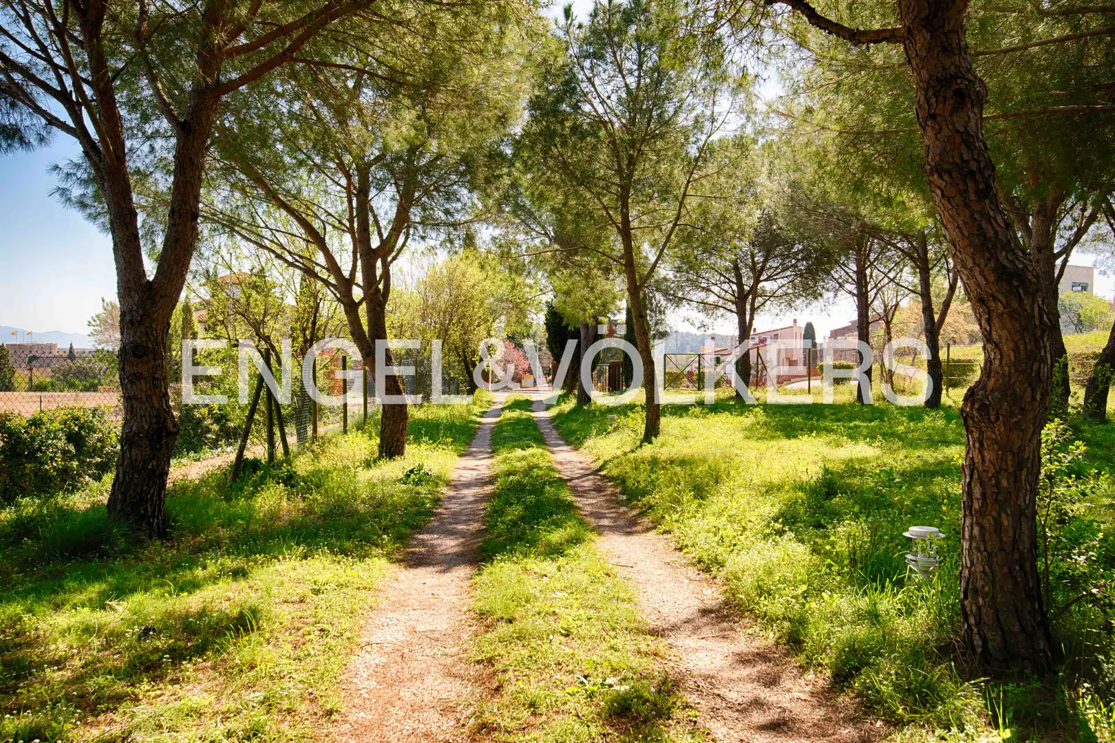 Houses for sale in Llers  with Heating, Private garden and Terrace