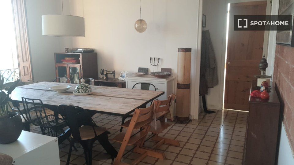 Dining room of Flat to rent in  Barcelona Capital  with Air Conditioner, Heating and Furnished