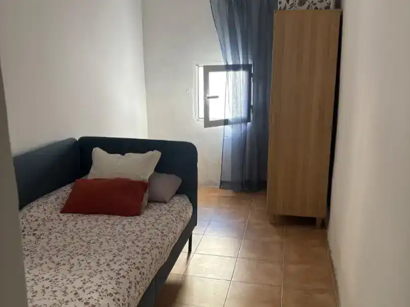 Dormitori de Pis en venda en Huete amb Balcó