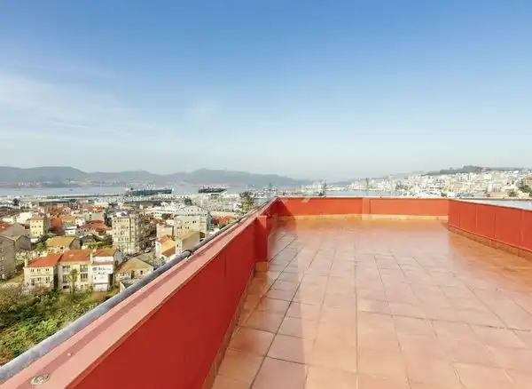 Terraza de Piso en venta en Vigo  con Parquet y Terraza