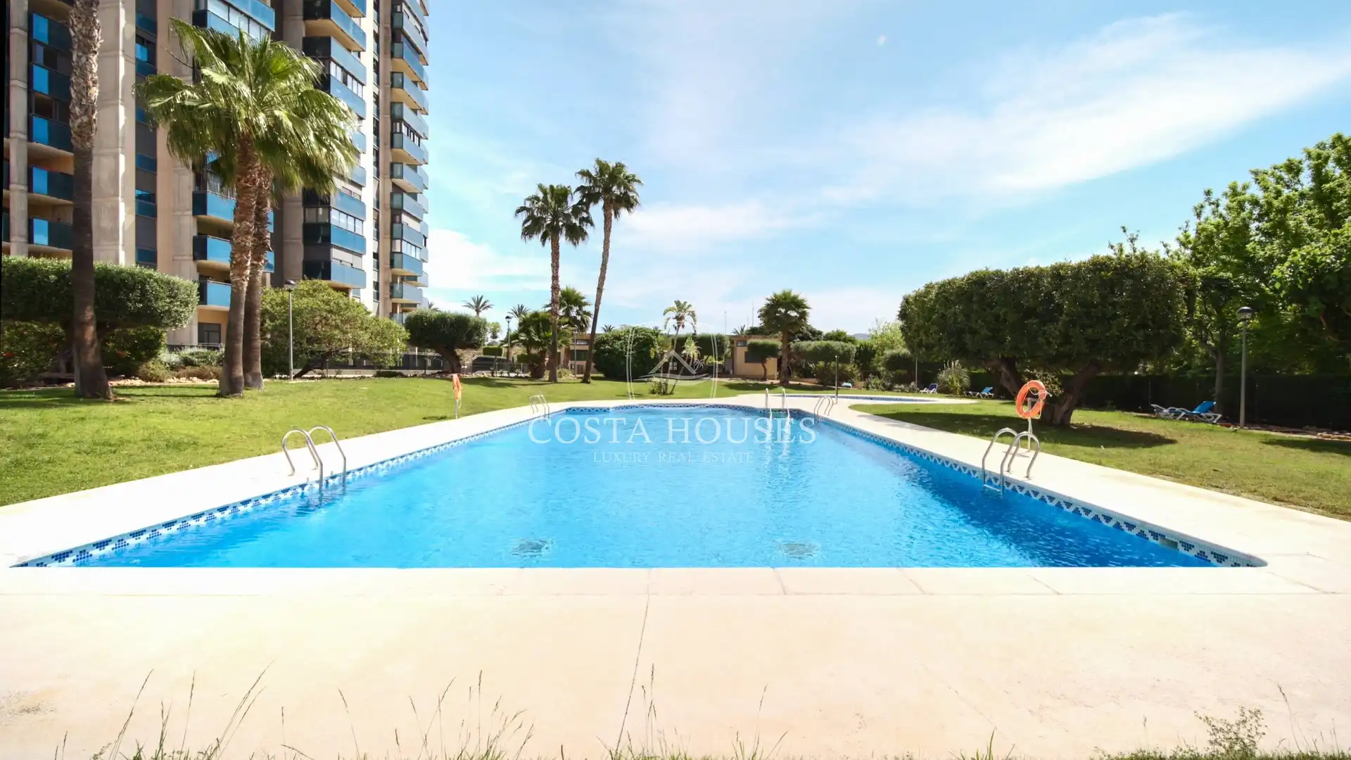 Swimming pool of Attic for sale in Benidorm  with Air Conditioner, Private garden and Terrace