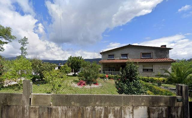 Casa-chalet en Venta en Lugar Silvosa en Tomiño