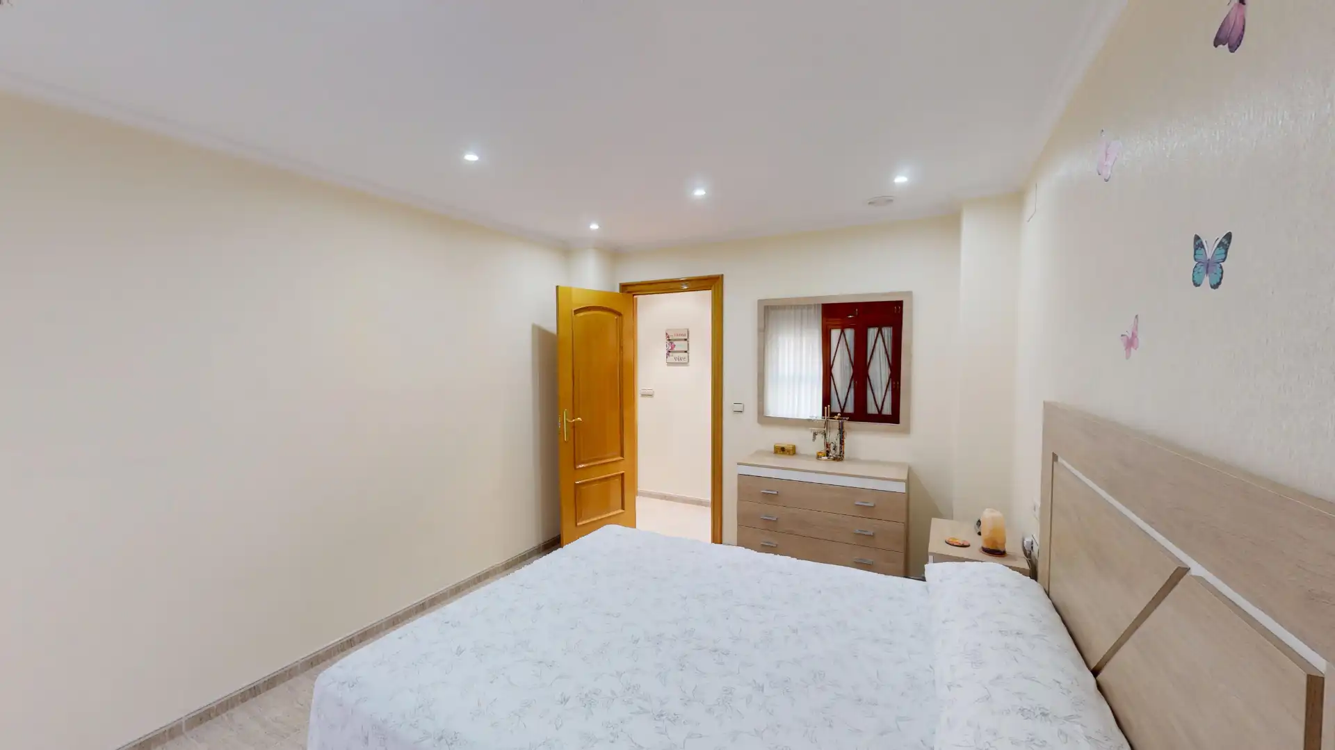 Habitación de Piso en venta en Elche / Elx con Aire acondicionado, Amueblado y Balcón