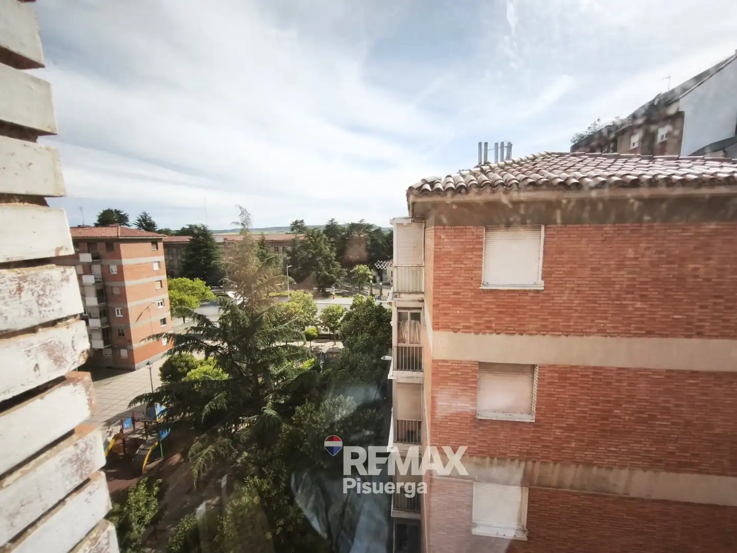 Außenansicht von Wohnung zum Verkauf in Palencia mit Heizung und Balkon