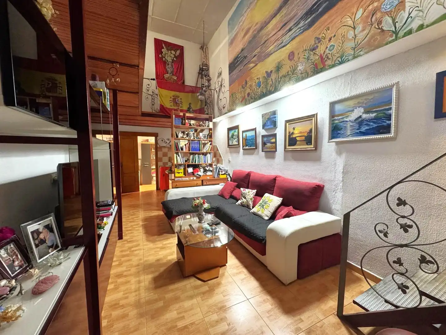 Sala d'estar de Dúplex en venda en Cádiz amb Terrassa