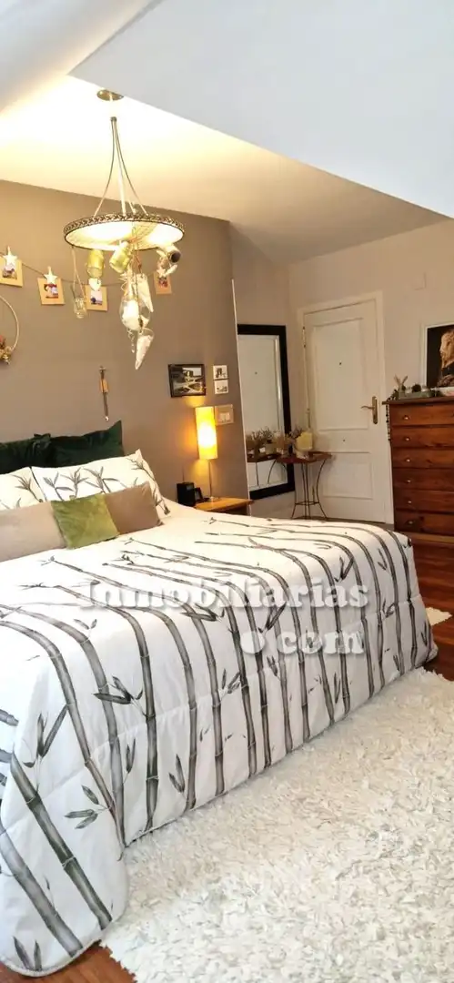 Habitación de Ático en venta en Castro-Urdiales con Calefacción, Parquet y Trastero