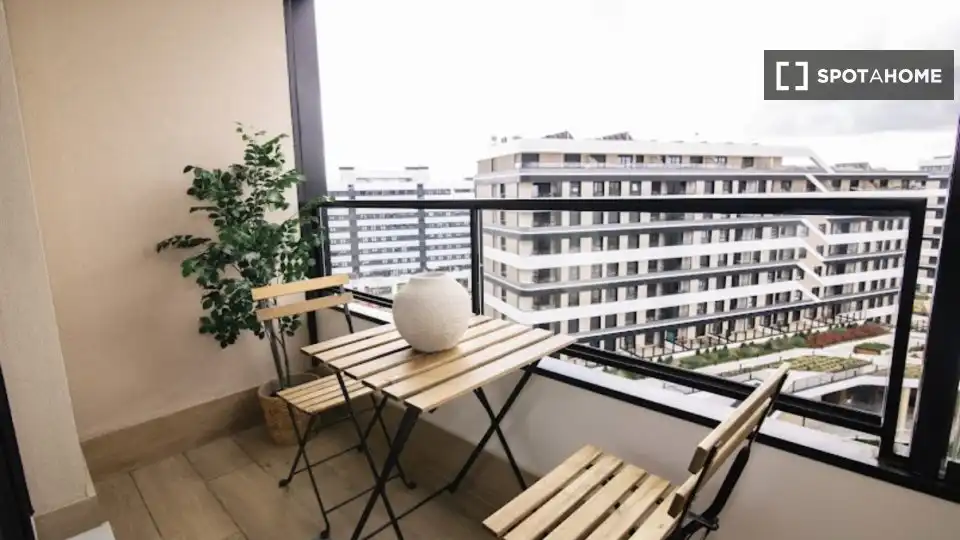 Balcony of Apartments for share in Madrid  with Air Conditioner, Terrace and Furnished