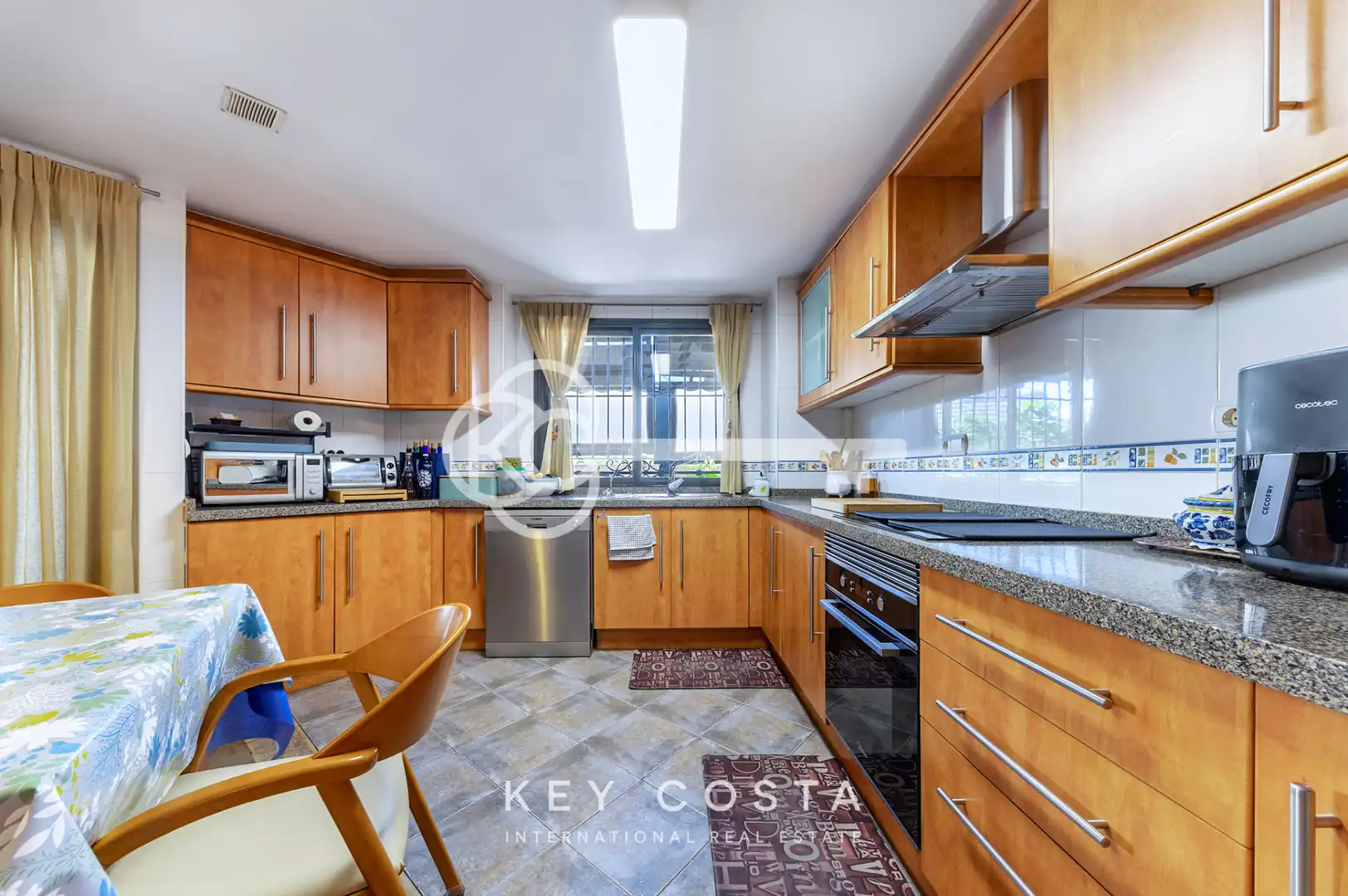Kitchen of Flat for sale in Alicante / Alacant  with Air Conditioner, Heating and Private garden