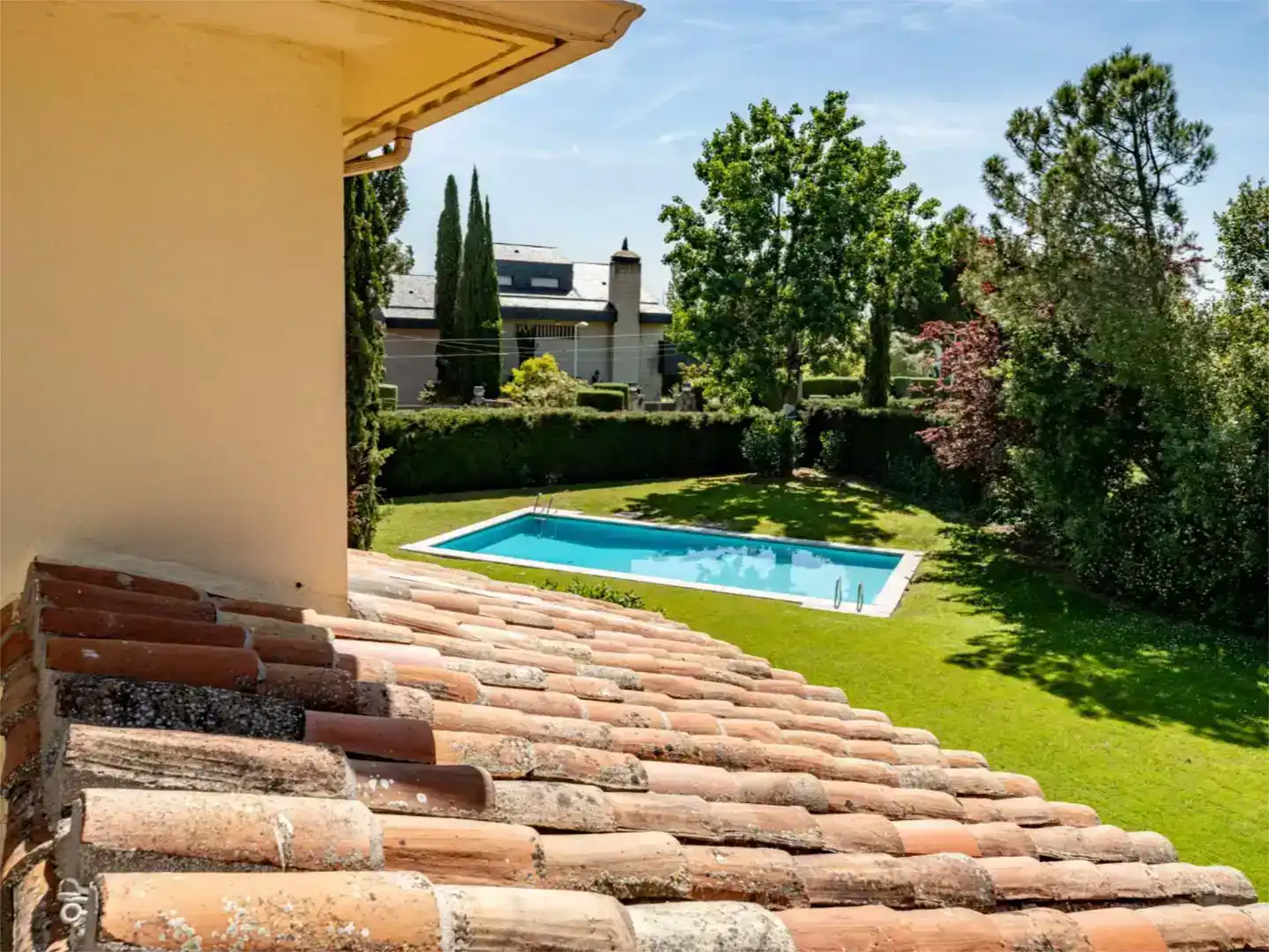 Piscina de Casa o xalet en venda en Pozuelo de Alarcón amb Aire condicionat i Piscina