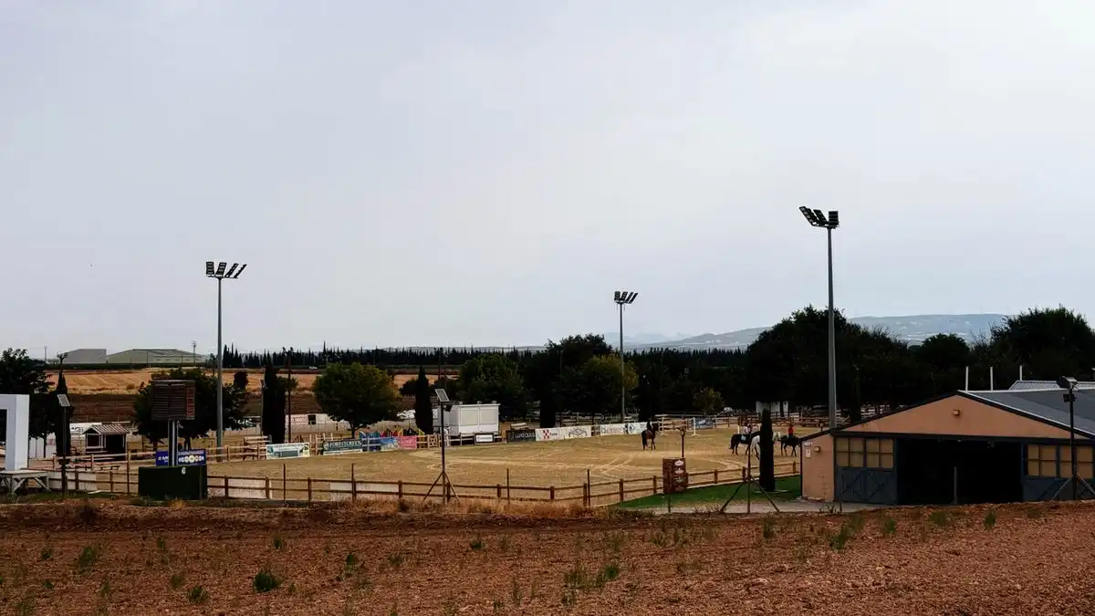 Casa rústica amb piscina en venda a Diseminado Poligono 87, imagen 38