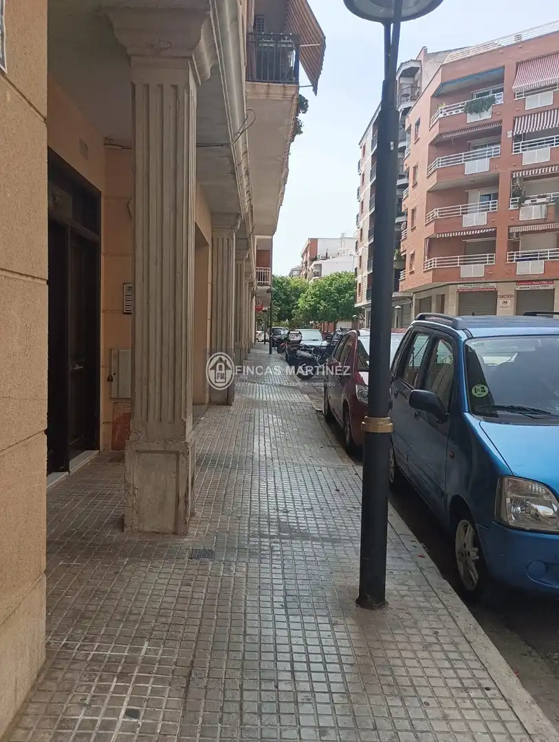 Local comercial en alquiler en Calle Baleares, imagen 3