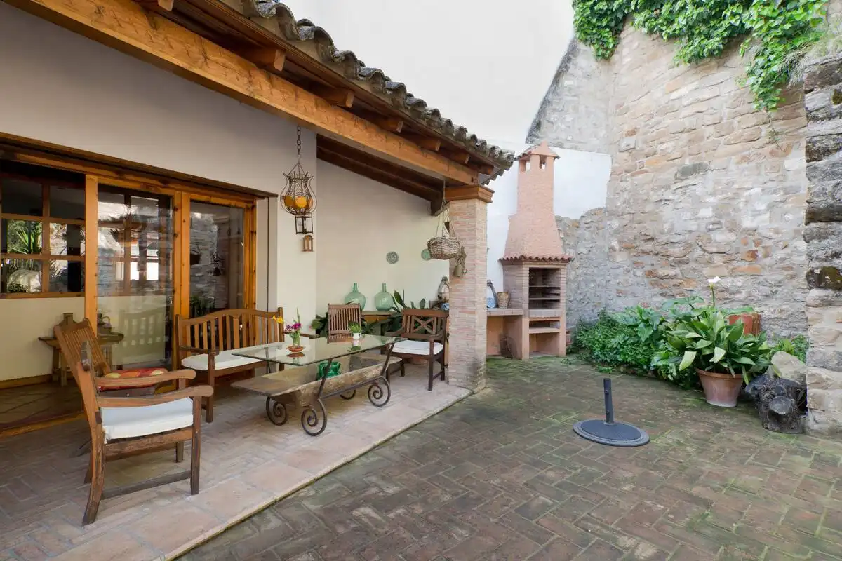 Casa amb piscina en venda a Úbeda, imagen 3